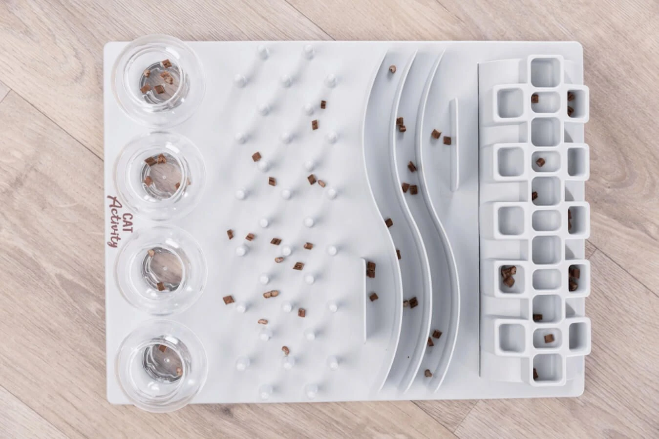 Trixie Cat Activity Fun Board – Image 2